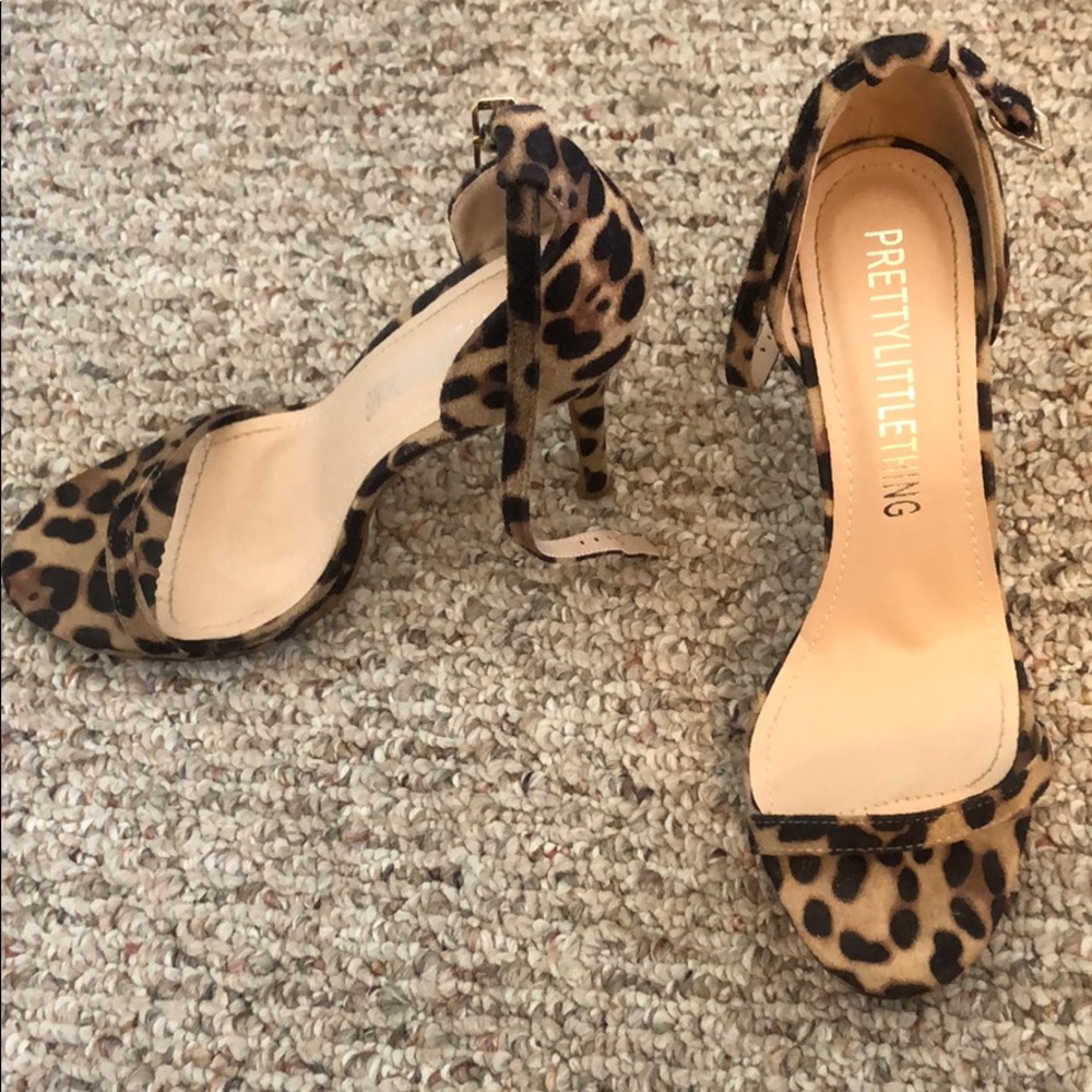 Suede Cheetah heel